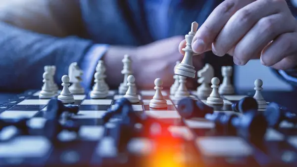 Schachfiguren als Sinnbild für Strategie