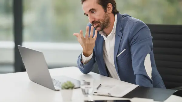 Mentoring-Gespräch zwischen zwei Personen
