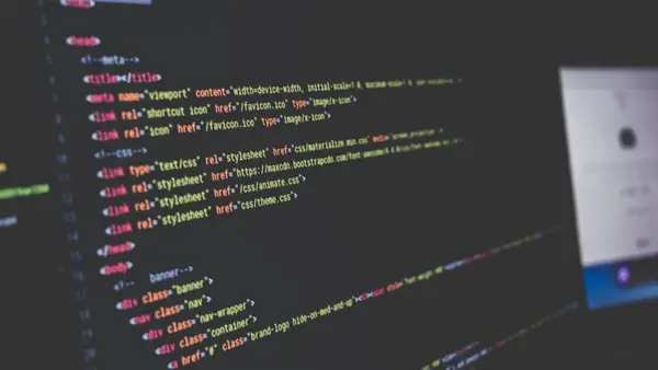 Programmcode am Bildschirm