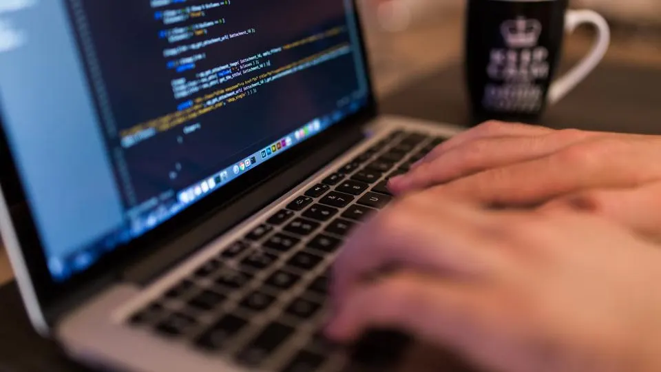 Programmcode am Bildschirm