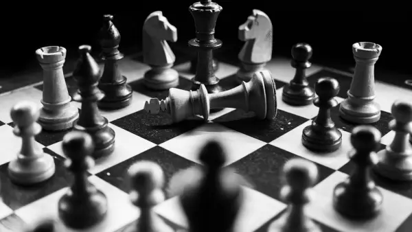 Schachfiguren als Sinnbild für Strategie